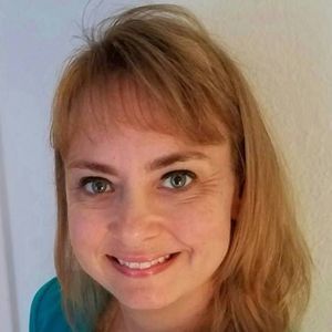 Meet your Posher, Lauri